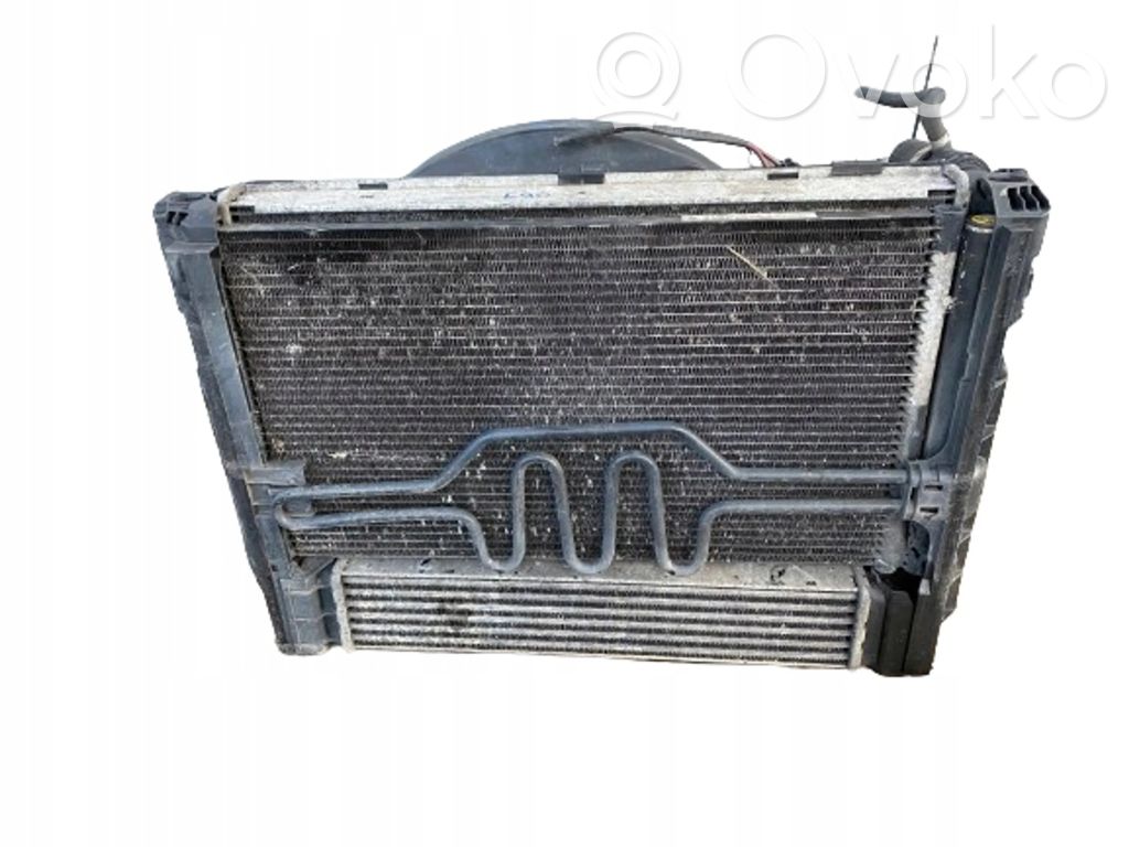 Radiatora komplekts   7788898