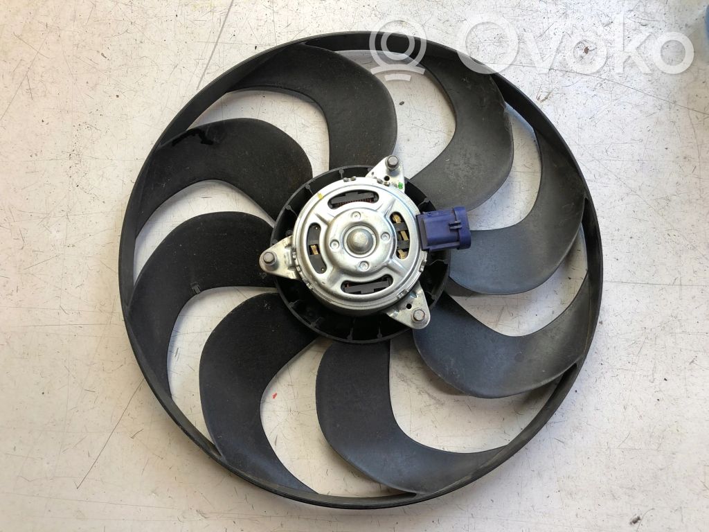 Renault Clio IV Elektrisks radiatoru ventilators 