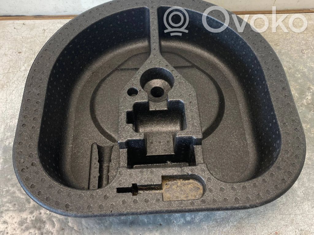 Ford Focus Glove box in trunk 