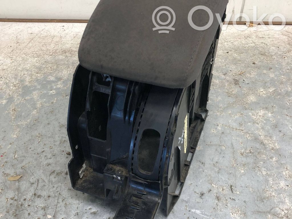 Volkswagen Golf V Armrest 