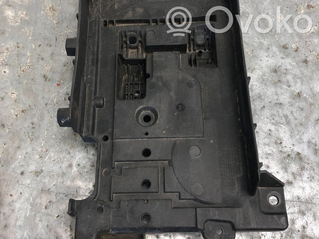 Ford Edge II Battery tray 