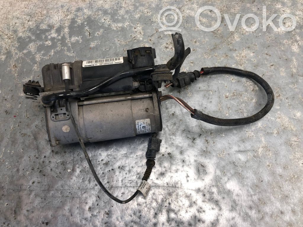 Audi A8 S8 D3 4E Air suspension compressor 