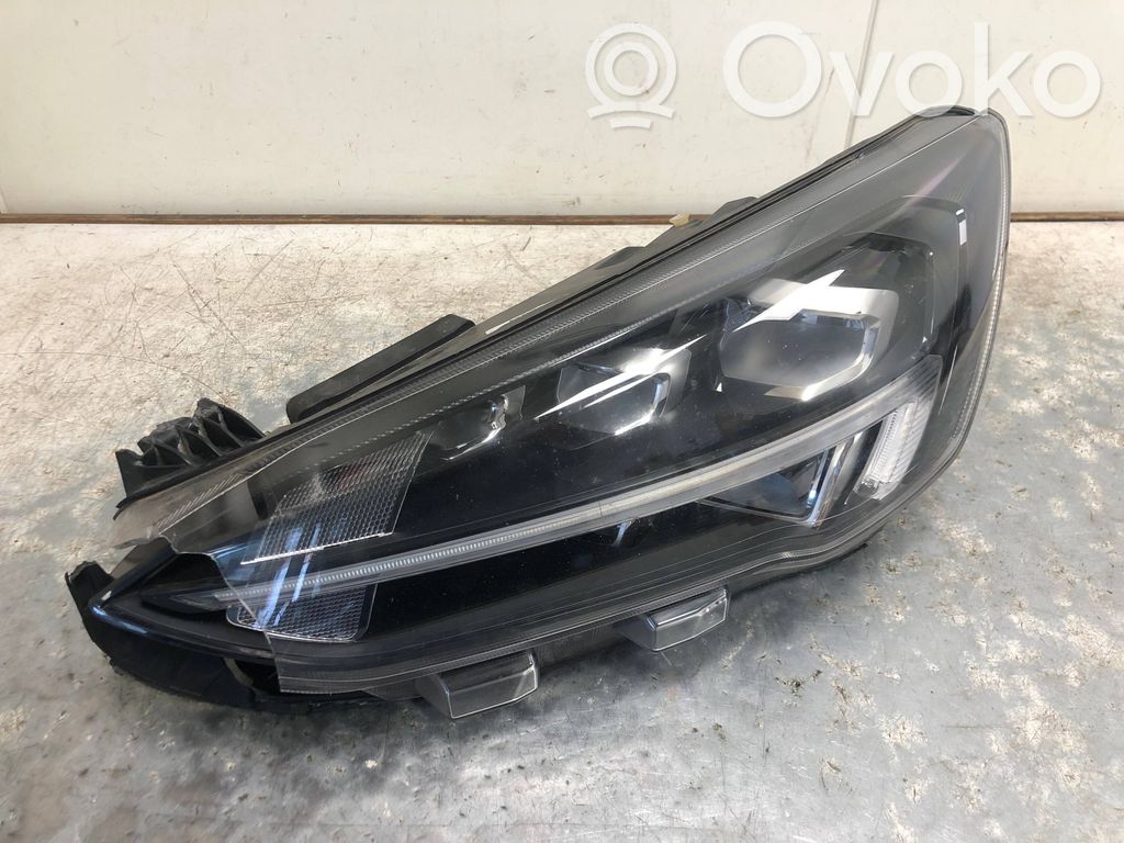 Ford Focus Headlight/headlamp 