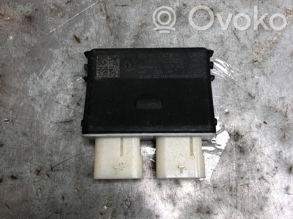 Volkswagen Touareg III Tailgate/trunk control unit/module 