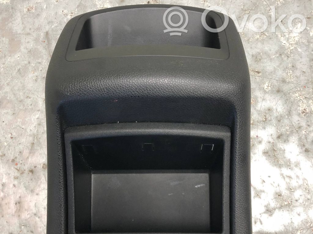 Mercedes-Benz C W205 Autres éléments de console centrale 