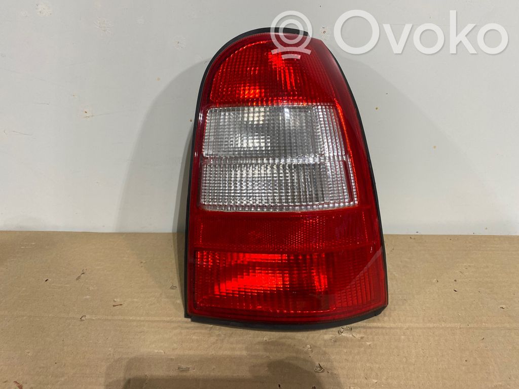 Opel Vectra B Luci posteriori 