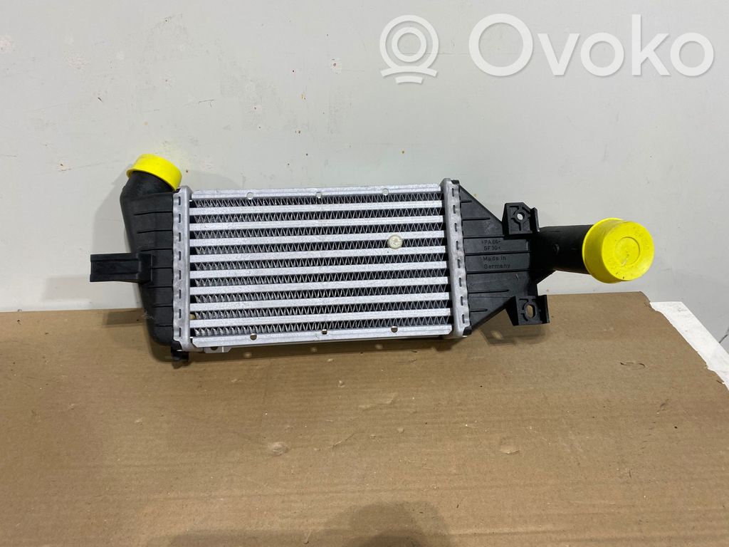 Opel Zafira A Interkūlerio radiatorius 