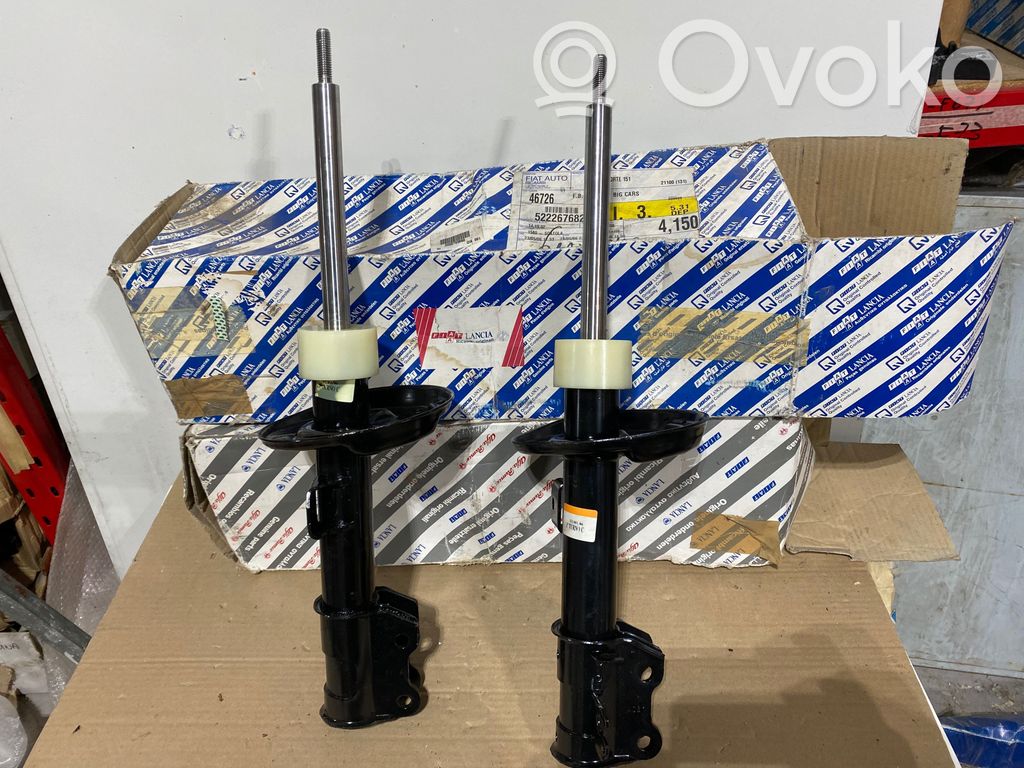 Fiat Grande Punto Amortyzator przedni 