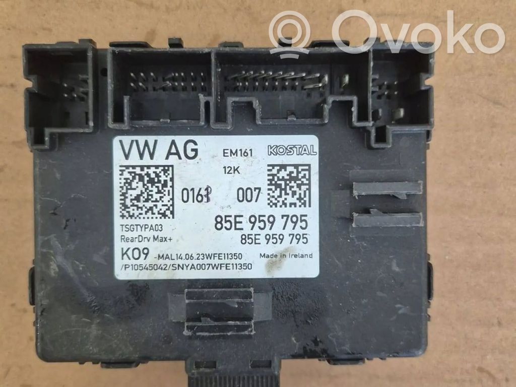 Audi A4 S4 B8 8K Door control unit/module 