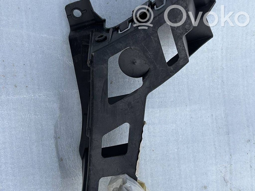 Bumper support mounting bracket corner   5F9807378