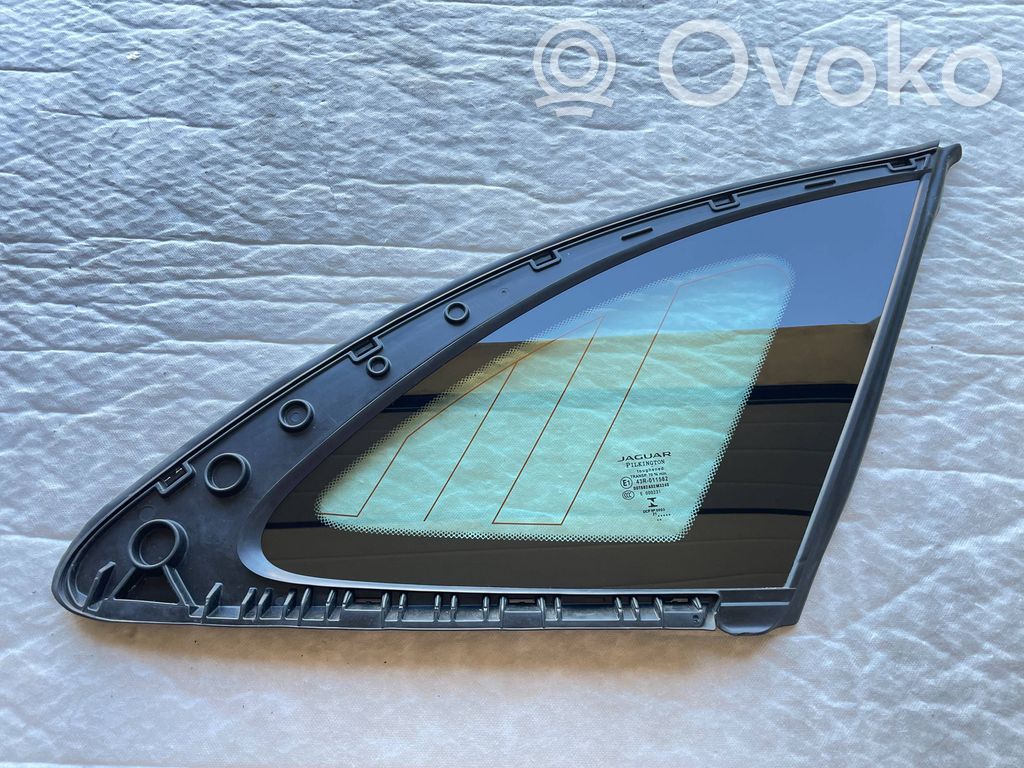 Jaguar F-Pace Ventanilla de ventilación de la puerta trasera 