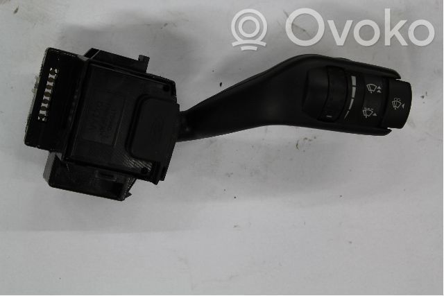 Ford Transit Pyyhkijän vipu 