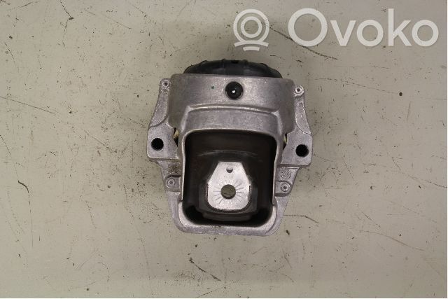 Audi A4 S4 B8 8K Engine mounting bracket 
