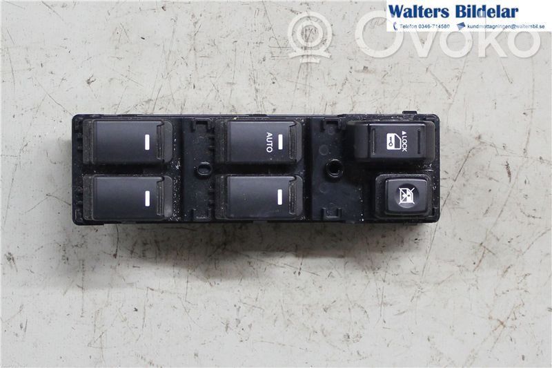 Electric window control switch   202008900