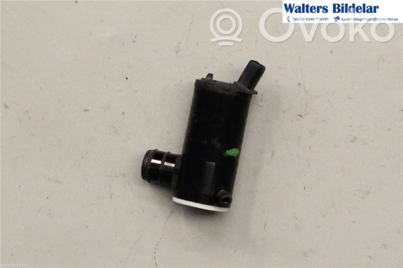 KIA Sportage Windscreen/windshield washer pump 