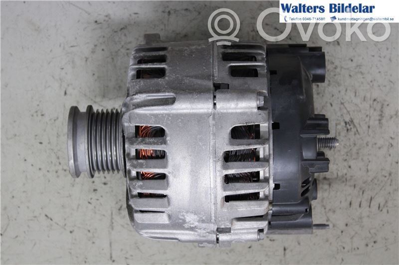 Volkswagen Golf VII Generator/alternator 