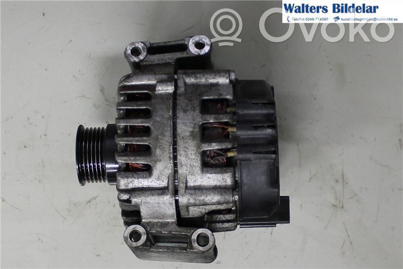 Mercedes-Benz E W212 Alternator 