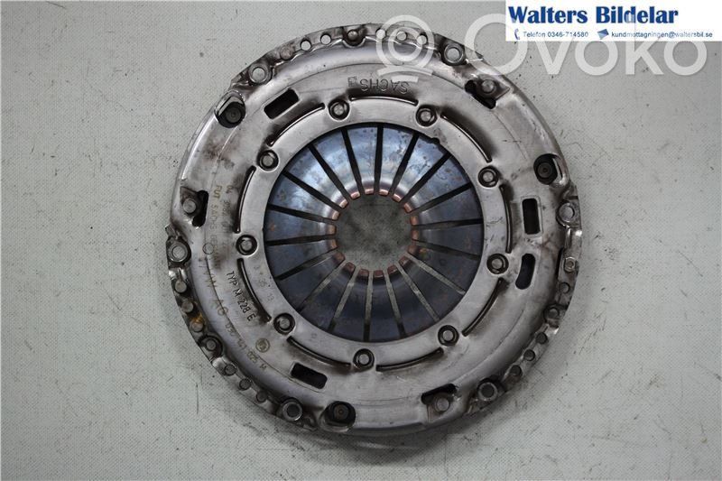 Volkswagen PASSAT B7 Pressure plate 