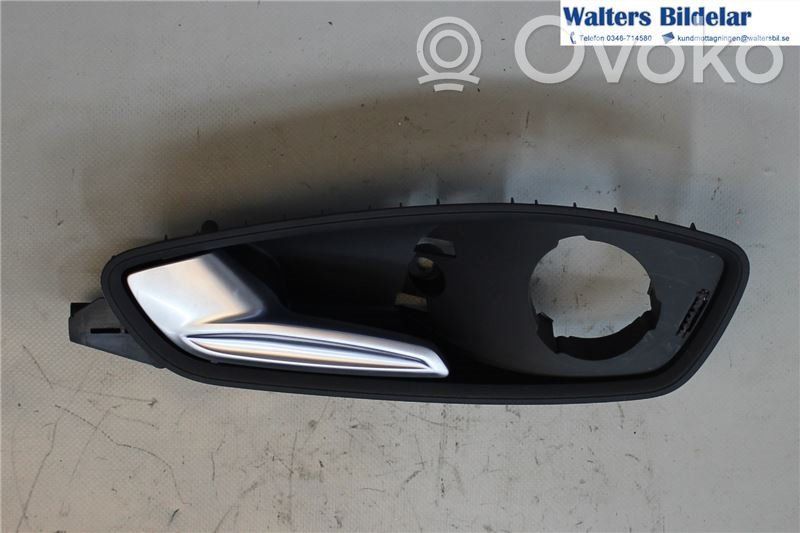 Audi A1 Manecilla interna puerta delantera 