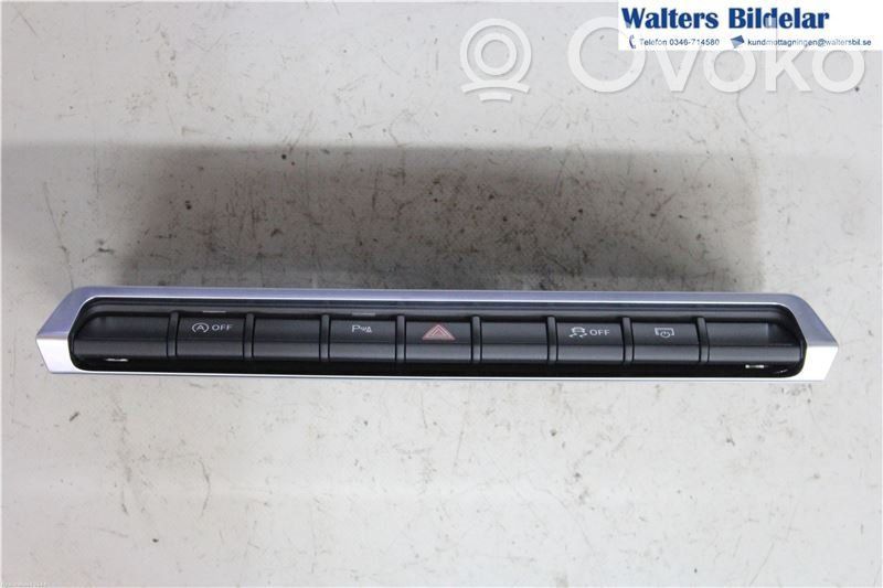 Audi Q2 - ESP (stability program) switch 