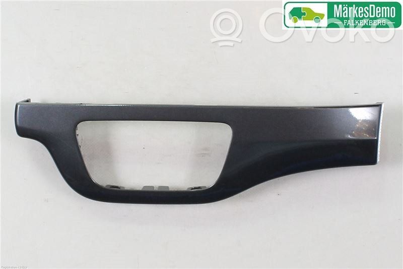 Audi Q7 4M Dashboard glove box trim 