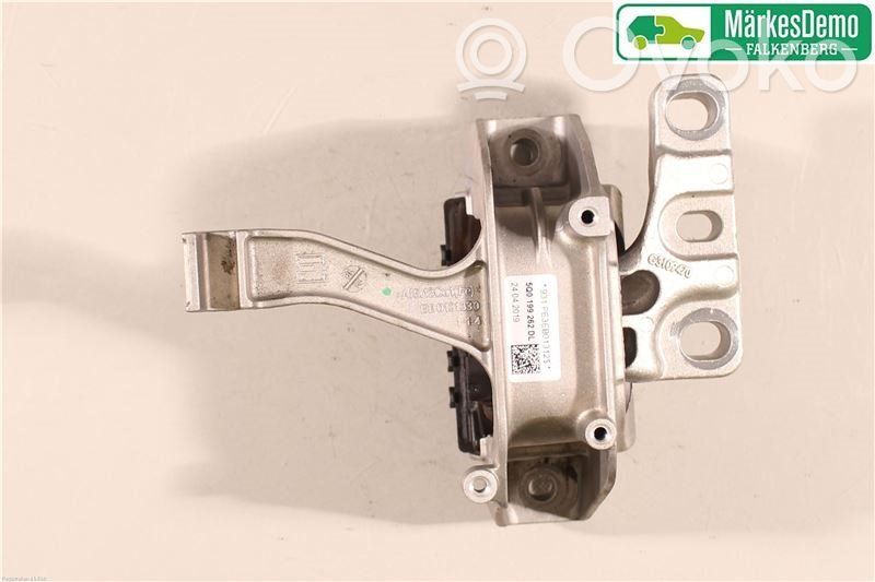 Volkswagen T-Roc Engine mounting bracket 