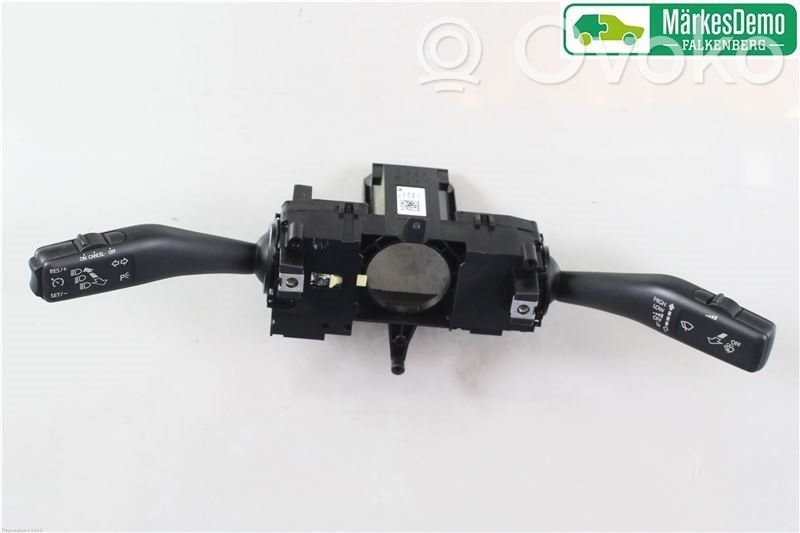 Volkswagen Beetle A5 Wiper turn signal indicator stalk/switch 