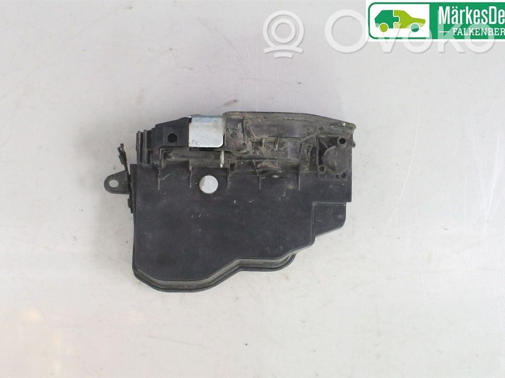 BMW X3 F25 Etuoven lukko 