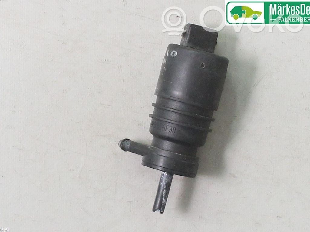 Volvo 940 Windscreen/windshield washer pump 