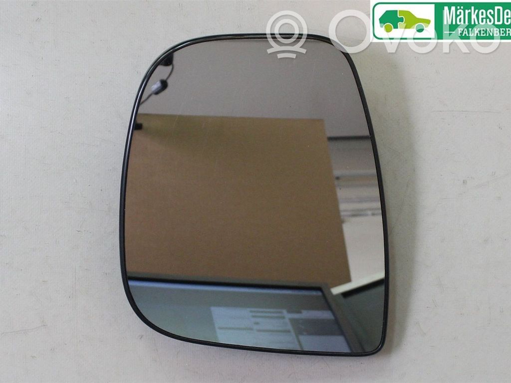 Peugeot Partner Wing mirror glass 