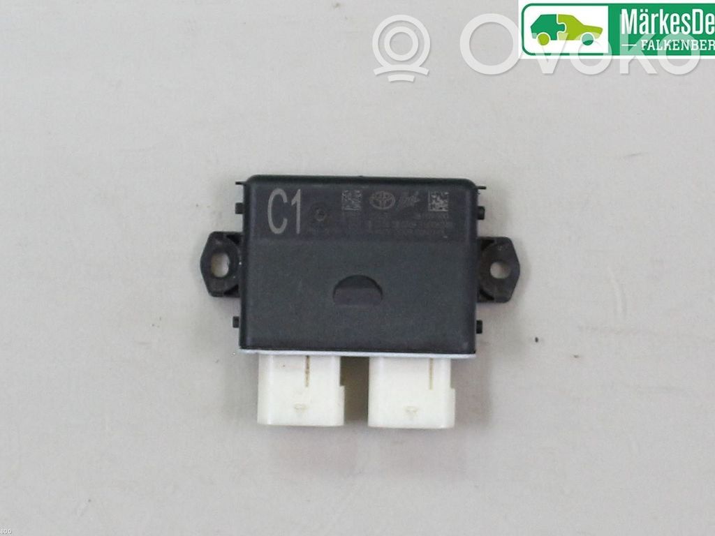 Toyota Corolla E210 E21 Tailgate/trunk control unit/module 