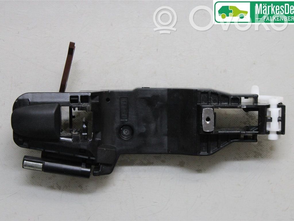 Toyota Yaris XP210 Klamka zewnętrzna drzwi przednich 