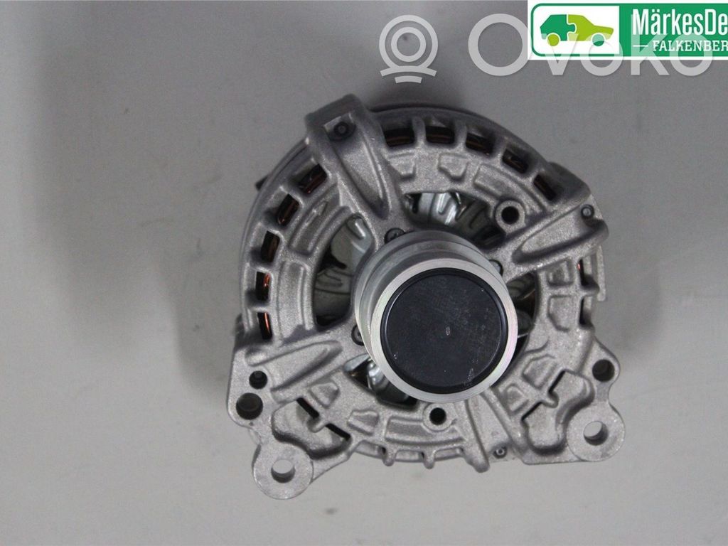 Volkswagen Golf VIII Generatore/alternatore