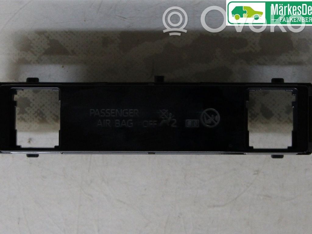 Toyota RAV 4 (XA50) Interruttore airbag passeggero on/off 