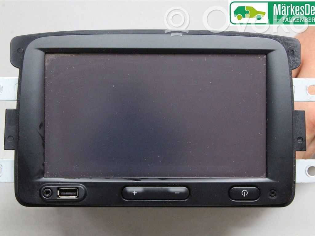 Opel Vivaro Radio/CD/DVD/GPS head unit 