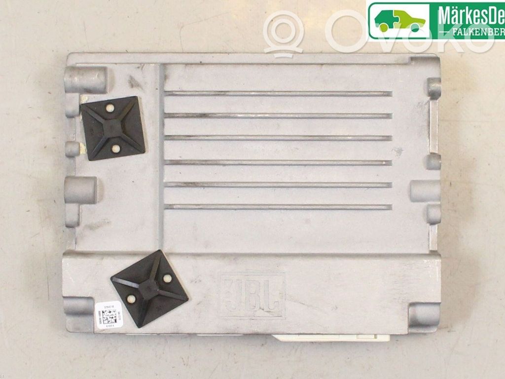 Toyota RAV 4 (XA50) Amplificatore