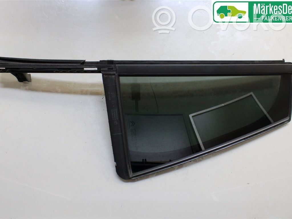 Citroen C4 Grand Picasso Ventanilla de ventilación de la puerta trasera 