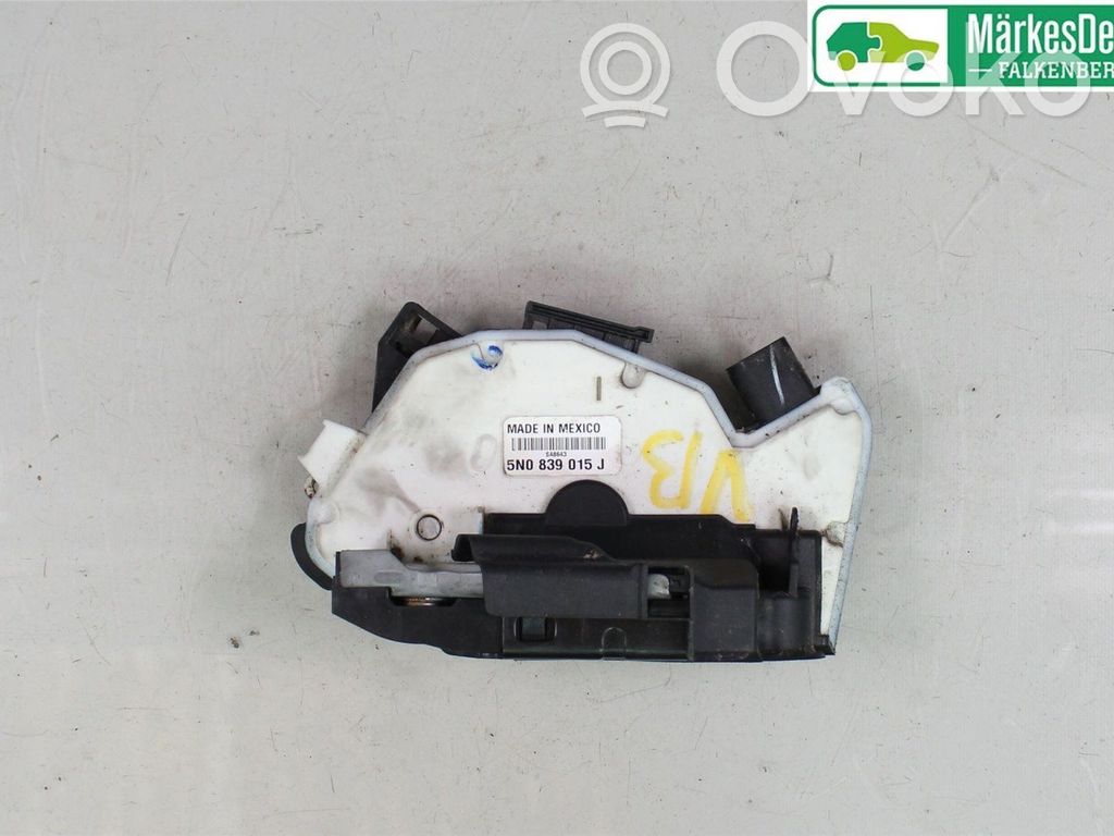 Volkswagen Amarok Serratura portiera posteriore 