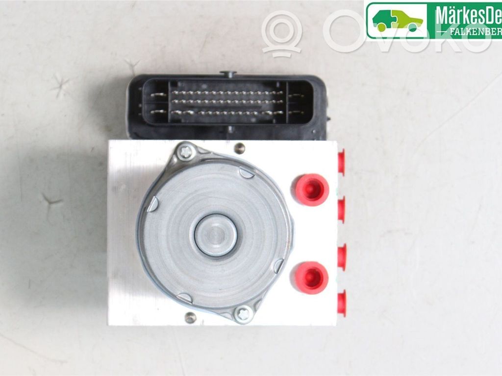 Toyota Yaris XP210 Bomba de ABS 