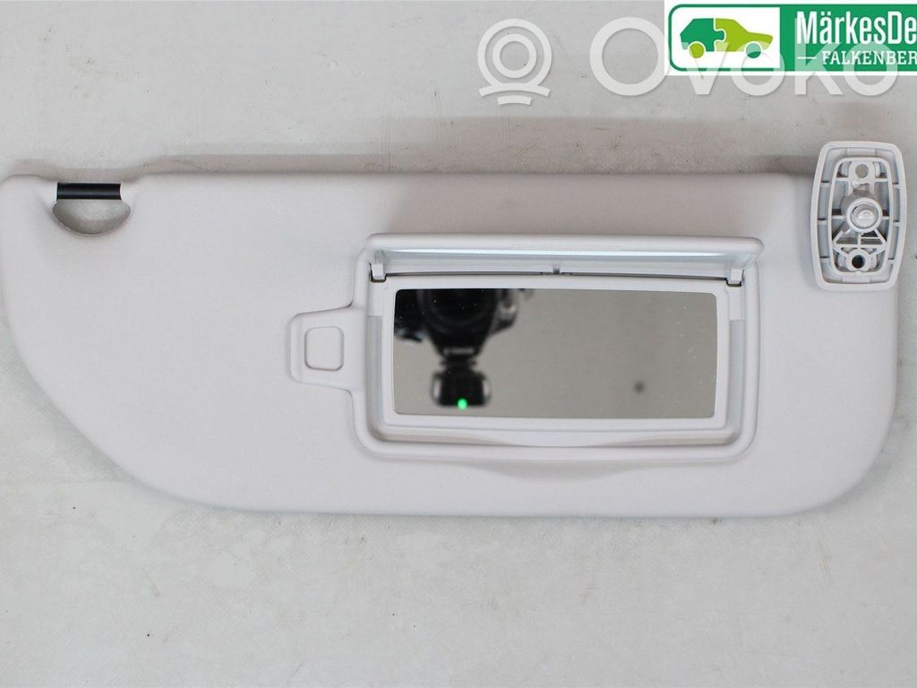 Toyota Aygo AB40 Pare-soleil