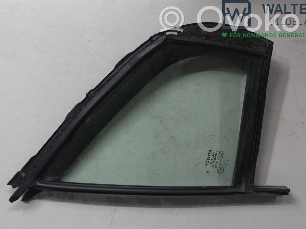 Toyota Yaris Etuoven kulmalasi, neliovinen malli 