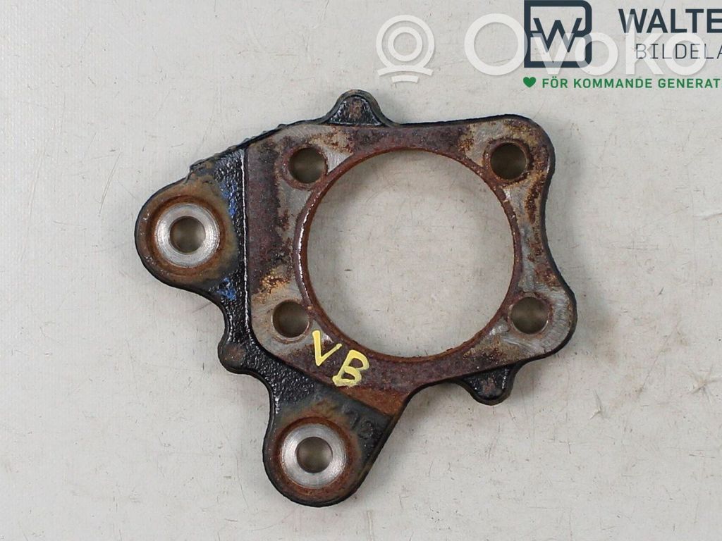 Toyota Yaris XP210 Moyeu de roue avant