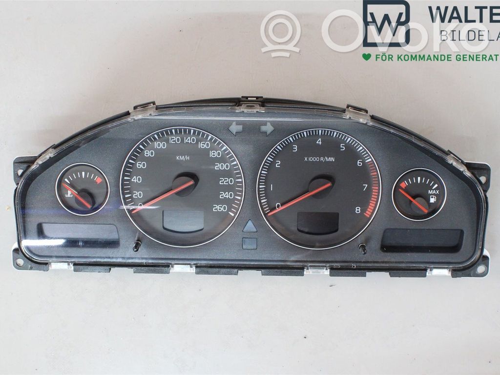 Volvo V70 Nopeusmittari (mittaristo) 