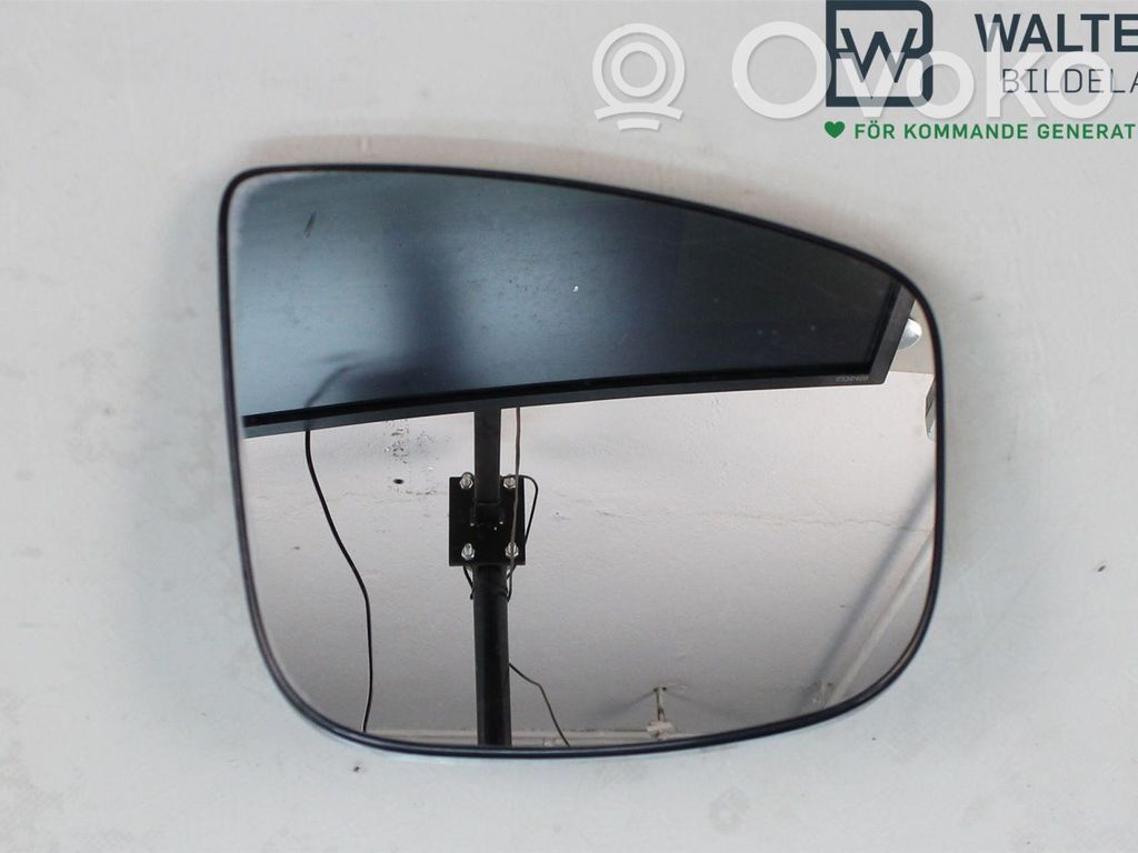 Peugeot Partner III Wing mirror glass 