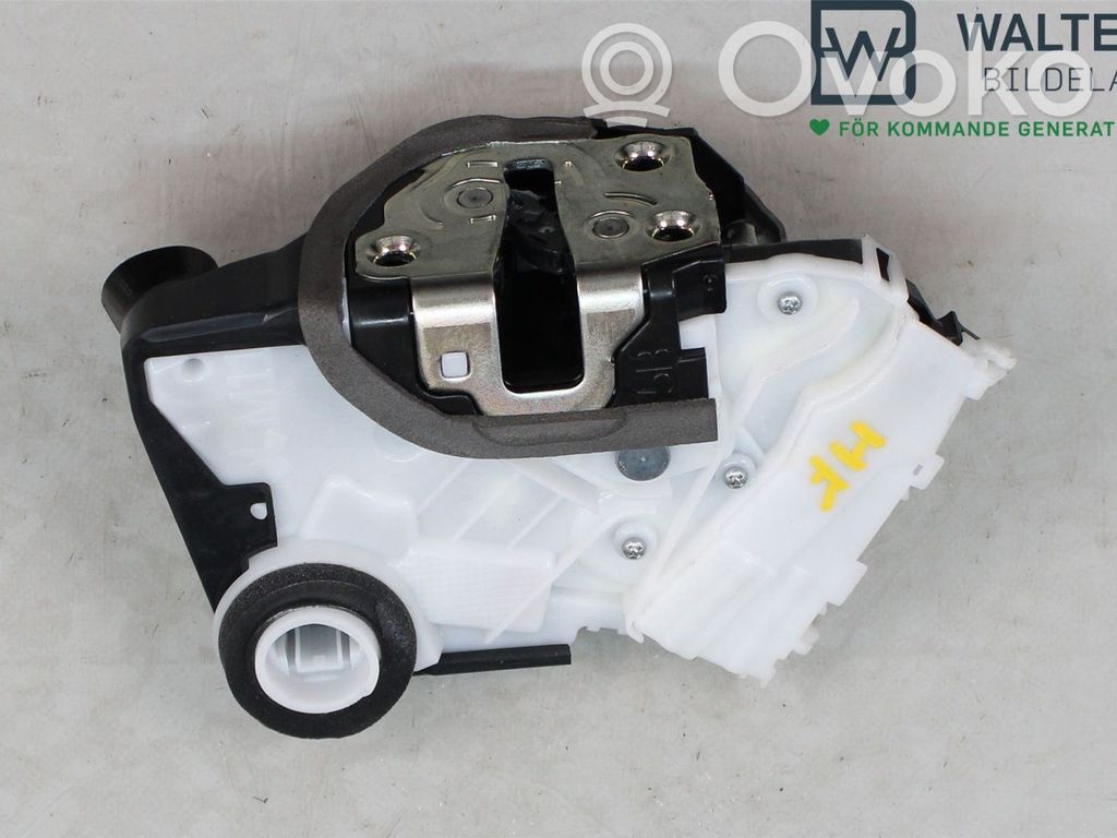 Toyota Yaris Etuoven lukko 