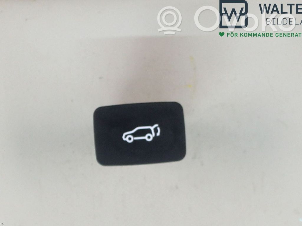 Tailgate/boot open switch button   11426146,11426146,11426146