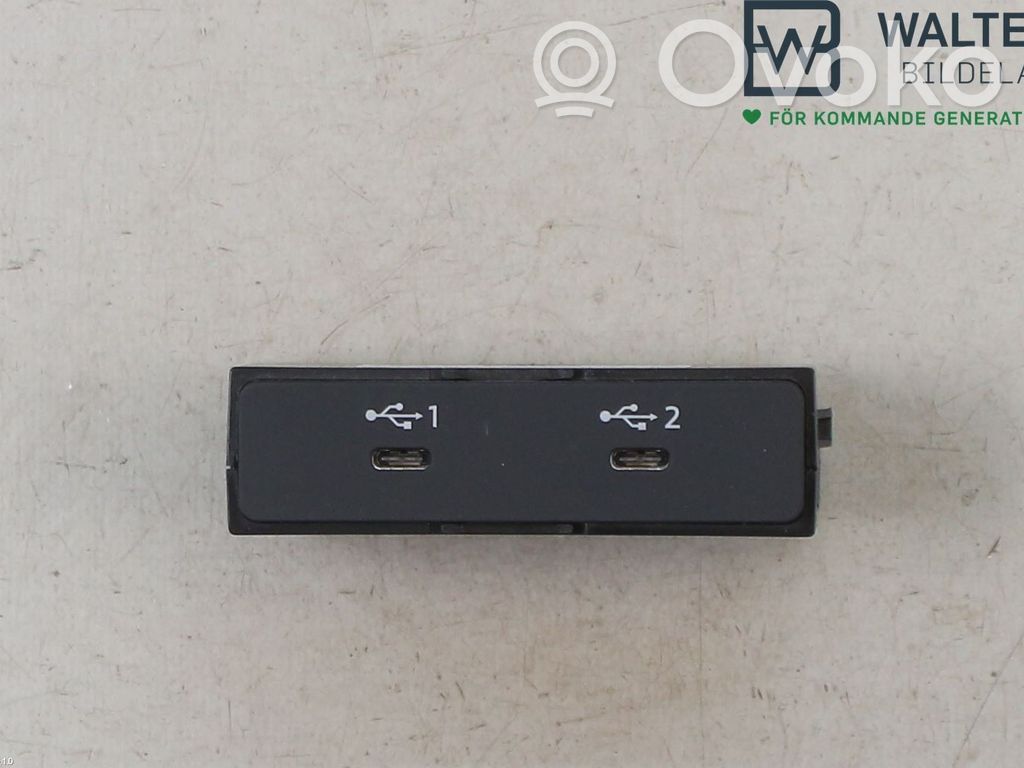 Enchufe conector USB   82A035736A,82A035736A,82A035736A