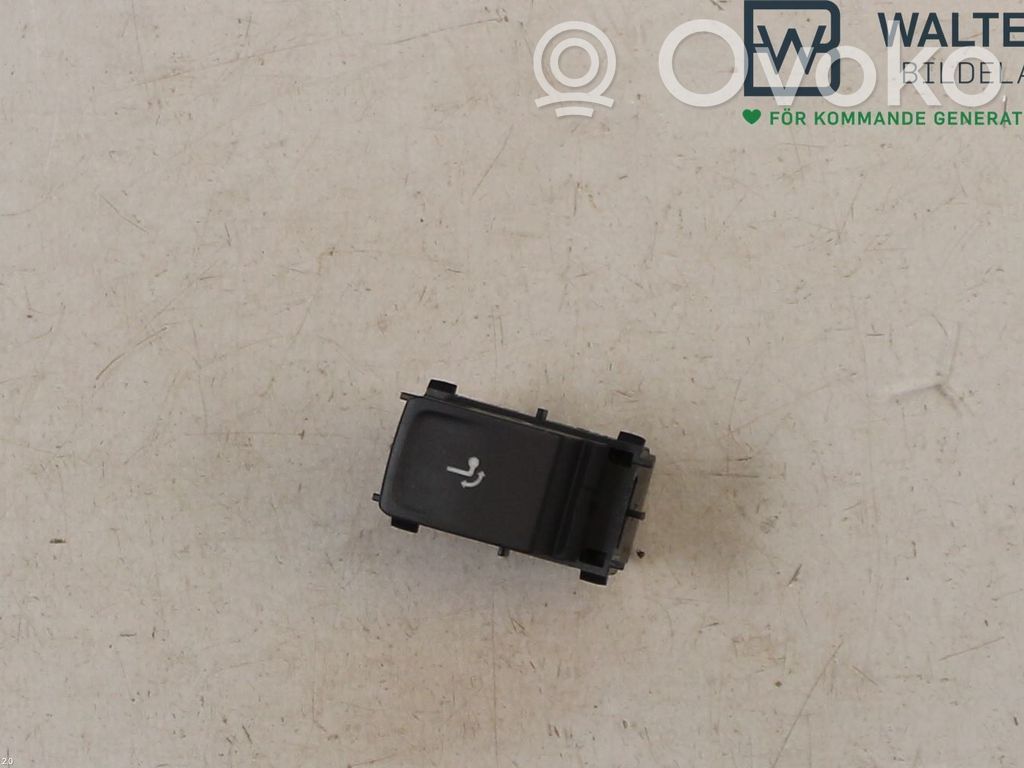 Volkswagen PASSAT B8 Interruttore per barra di traino a scomparsa 