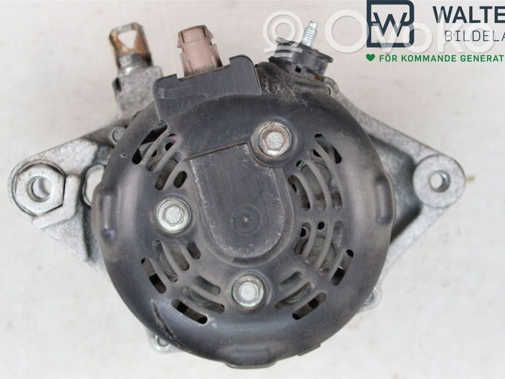 Toyota Auris E180 Generatore/alternatore 
