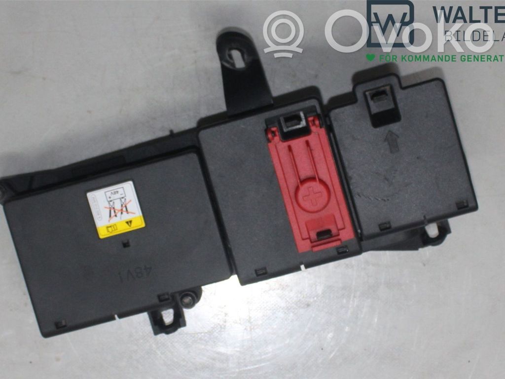 Audi Q8 Fuse module 